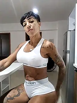Snapshot of Alison_fitness chatting on 02/20/25, 11:31 Alison fitness online show from 02/20/25, 11:31