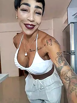 Snapshot of Alison_fitness chatting on 02/24/25, 09:09 Alison fitness online show from 02/24/25, 09:09