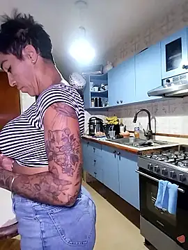 Alison fitness online show from 01/11/26, 12:04