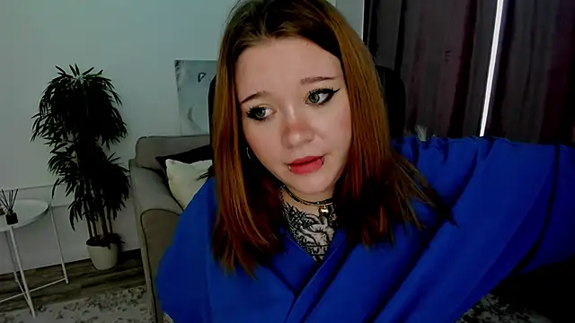 MoonLghte online show from 02/10/25, 12:39