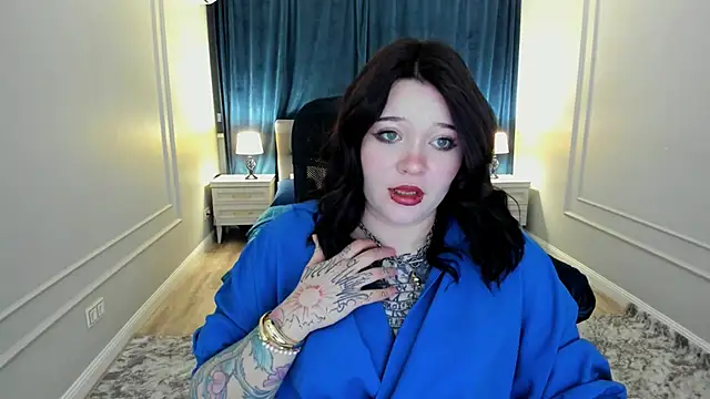 MoonLghte online show from 02/21/25, 07:43