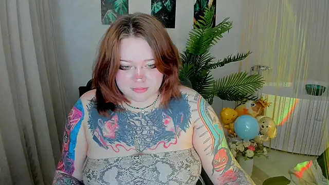 MoonLghte online show from 04/23/26, 08:00