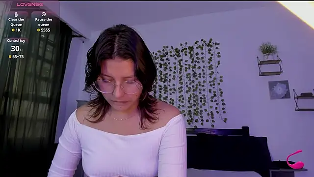 Noellesable online show from 02/20/25, 06:35