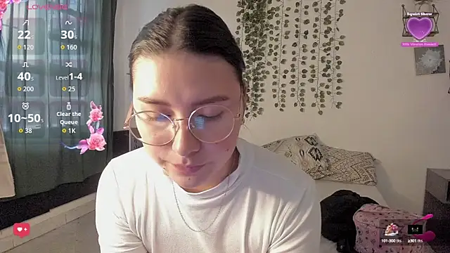 Noellesable online show from 09/16/25, 05:25