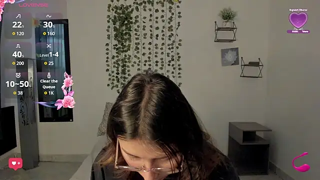 Noellesable online show from 09/22/25, 05:15