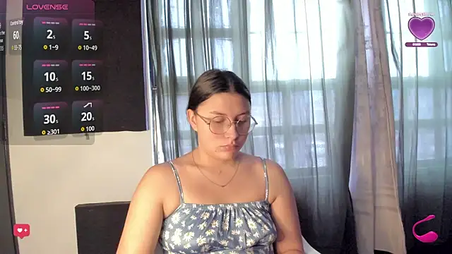 Noellesable online show from 10/27/25, 05:06