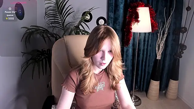 EvaStevs online show from 12/02/24, 09:45