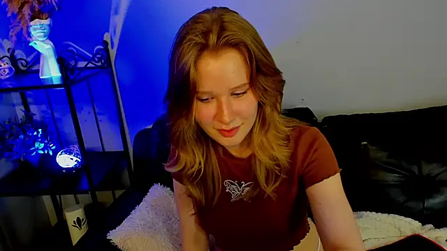 EvaStevs online show from 12/12/24, 11:25