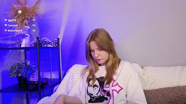 EvaStevs online show from 01/10/25, 10:25