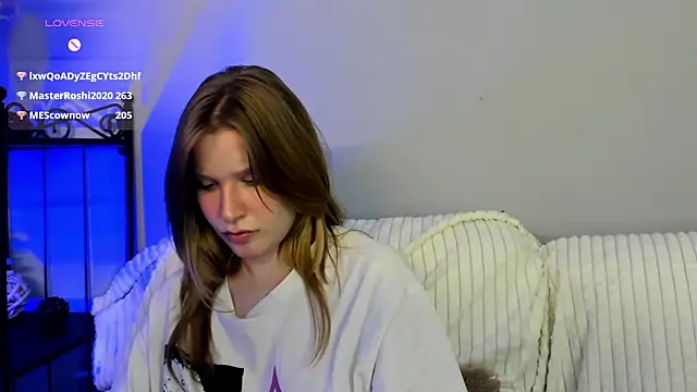 EvaStevs online show from 01/12/25, 04:52