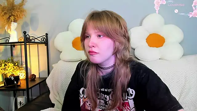 EvaStevs online show from 02/16/25, 08:22