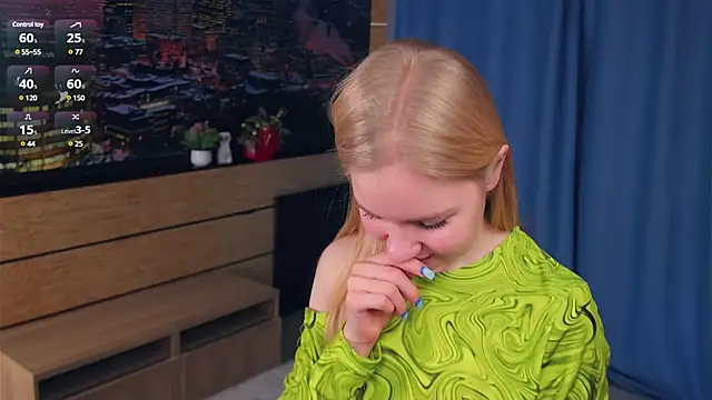 OdelinaFicken online show from 02/07/25, 07:07