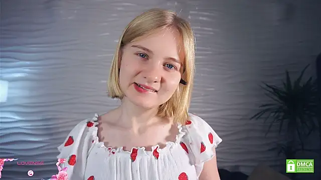 OdelinaFicken online show from 10/23/25, 05:18