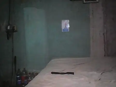 lopezerix1 online show from 12/04/25, 12:58