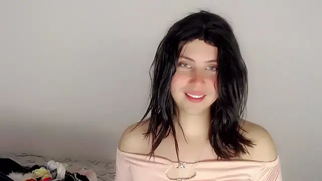 Snapshot of Oxana-Novikov chatting on 11/20/25, 12:00 Oxana-Novikov online show from 11/20/25, 12:00