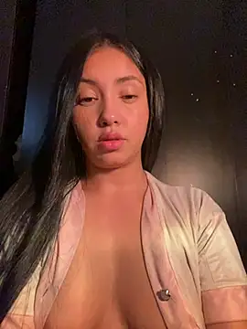 sweet kitty0110 online show from 02/08/25, 04:36