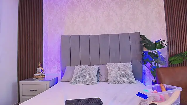 MeganCruzGB online show from 03/11/25, 10:42