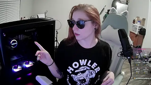 LilyFoxxx online show from 10/22/25, 03:18