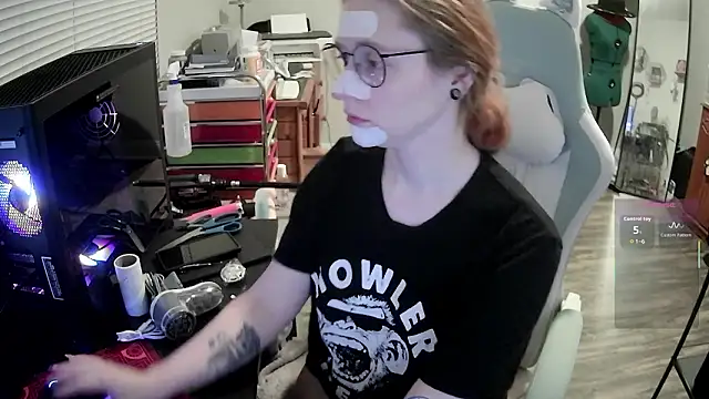 LilyFoxxx online show from 03/08/26, 06:06