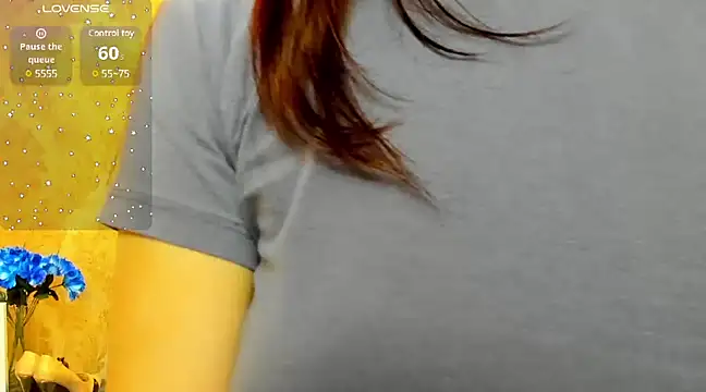 Snapshot of AddisonMars chatting on 12/15/24, 04:29 AddisonMars online show from 12/15/24, 04:29