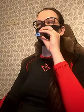 Snapshot of MoonKseni chatting on 12/04/24, 07:17 MoonKseni online show from 12/04/24, 07:17