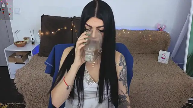 Tiffany lab online show from 09/21/25, 11:12