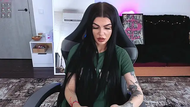 Tiffany lab online show from 02/01/26, 12:59