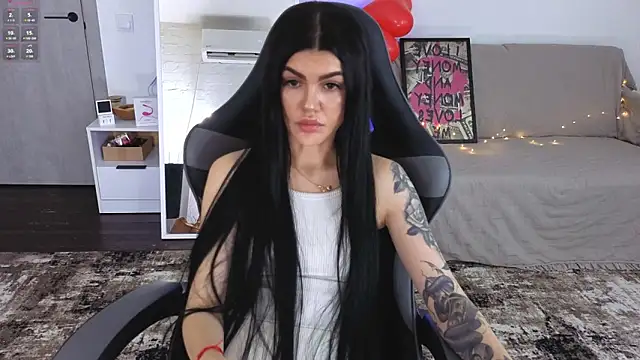 Tiffany lab online show from 02/13/26, 02:02