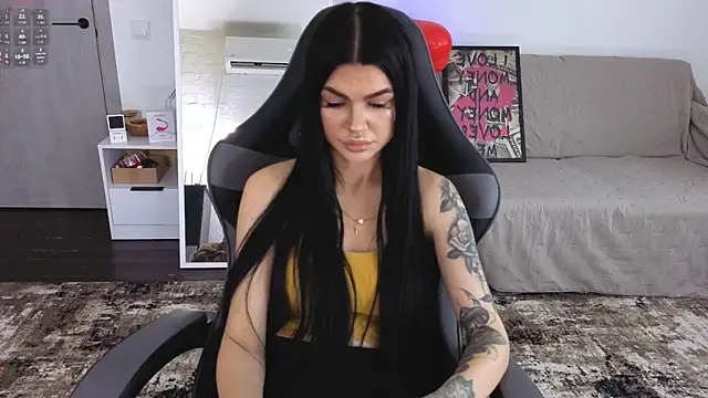 Tiffany lab online show from 02/18/26, 09:16