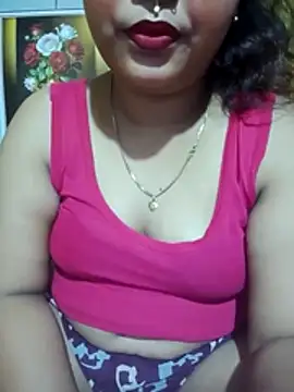 Snapshot of Super-Couple chatting on 04/30/26, 02:45 Super-Couple online show from 04/30/26, 02:45