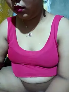 Snapshot of Super-Couple chatting on 05/06/26, 03:28 Super-Couple online show from 05/06/26, 03:28
