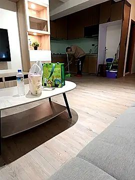 Snapshot of chiata410 chatting on 03/21/25, 01:34 chiata410 online show from 03/21/25, 01:34