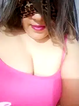 Snapshot of Osha10 chatting on 01/17/25, 10:23 Osha10 online show from 01/17/25, 10:23