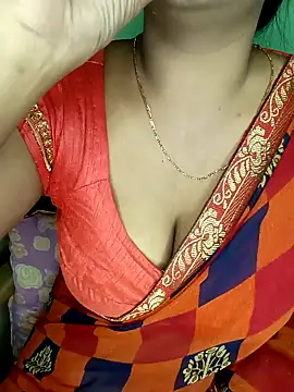 NOTY-LOVE-05 online show from 10/25/25, 03:07