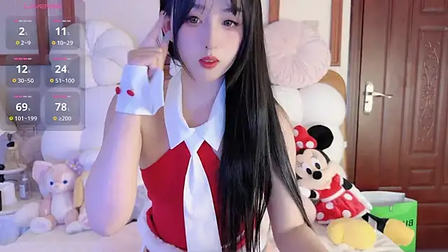 Unique-yiyi online show from 12/24/24, 07:33