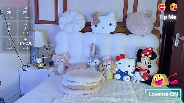 Unique-yiyi online show from 01/19/25, 06:21