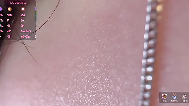 Unique-yiyi online show from 11/01/25, 04:20