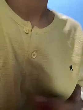 Snapshot of Black_Glow chatting on 12/25/24, 03:40 Black Glow online show from 12/25/24, 03:40