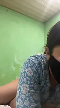 Snapshot of Black_Glow chatting on 02/10/25, 11:15 Black Glow online show from 02/10/25, 11:15