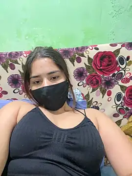 Snapshot of Black_Glow chatting on 03/16/25, 05:07 Black Glow online show from 03/16/25, 05:07