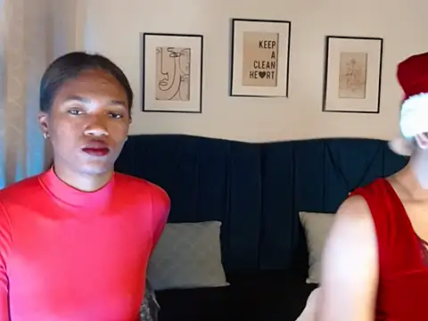 Snapshot of MISSANDRE4 chatting on 12/24/24, 02:12 MISSANDRE4 online show from 12/24/24, 02:12