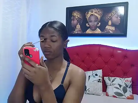 Snapshot of MISSANDRE4 chatting on 02/03/25, 01:19 MISSANDRE4 online show from 02/03/25, 01:19