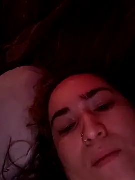 Snapshot of alexax0 chatting on 02/14/25, 02:33 alexax0 online show from 02/14/25, 02:33