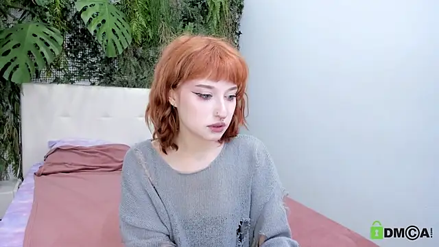 Snapshot of ElizaNik_ chatting on 09/18/25, 05:42 ElizaNik online show from 09/18/25, 05:42