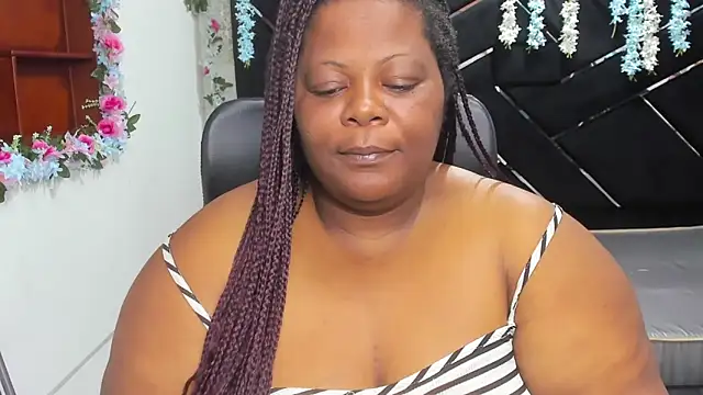 rocio bbw  online show from 11/30/25, 02:48