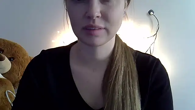 Lucky Anna online show from 03/21/26, 10:42