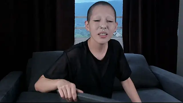 lnxmst online show from 11/15/25, 09:54