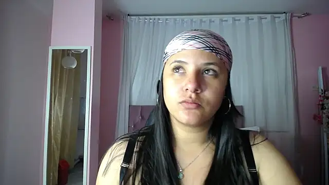 Snapshot of frreeya chatting on 01/16/25, 11:27 frreeya online show from 01/16/25, 11:27