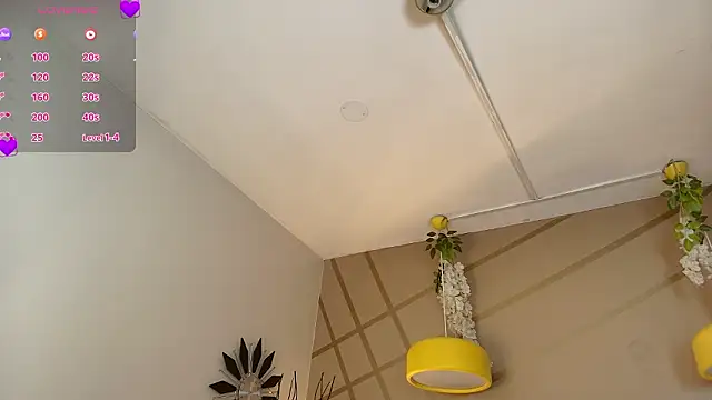 frreeya online show from 03/15/26, 01:17