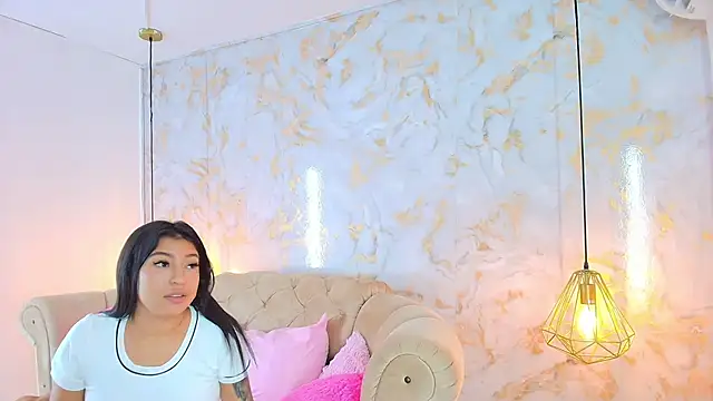 khloeblake online show from 04/15/26, 06:20